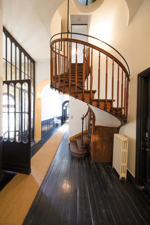 Chateau Les Merles Et Ses Villas Mouleydier Kültér fotó