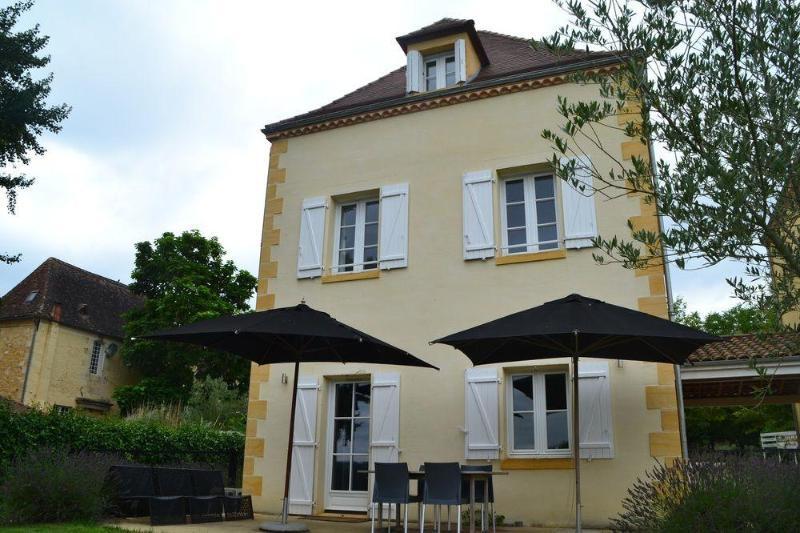 Chateau Les Merles Et Ses Villas Mouleydier Kültér fotó