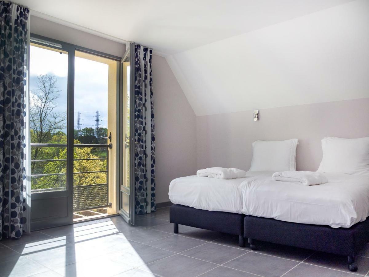 Chateau Les Merles Et Ses Villas Mouleydier Kültér fotó
